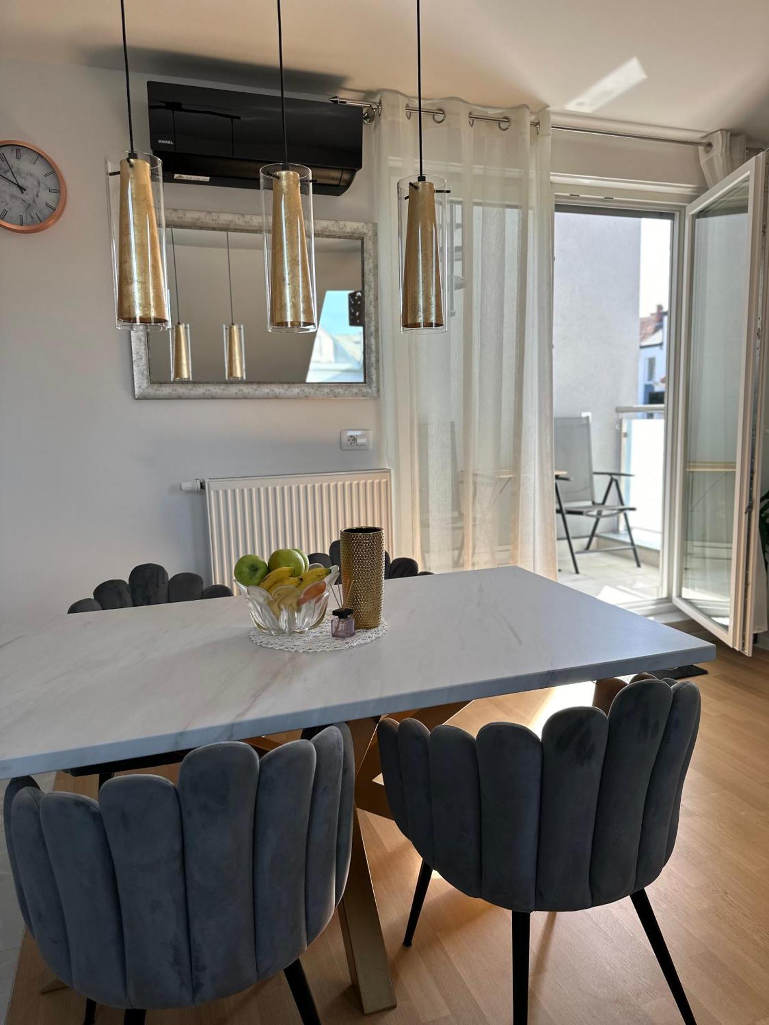 Apartman “Manhattan” Križevci Екстериор снимка
