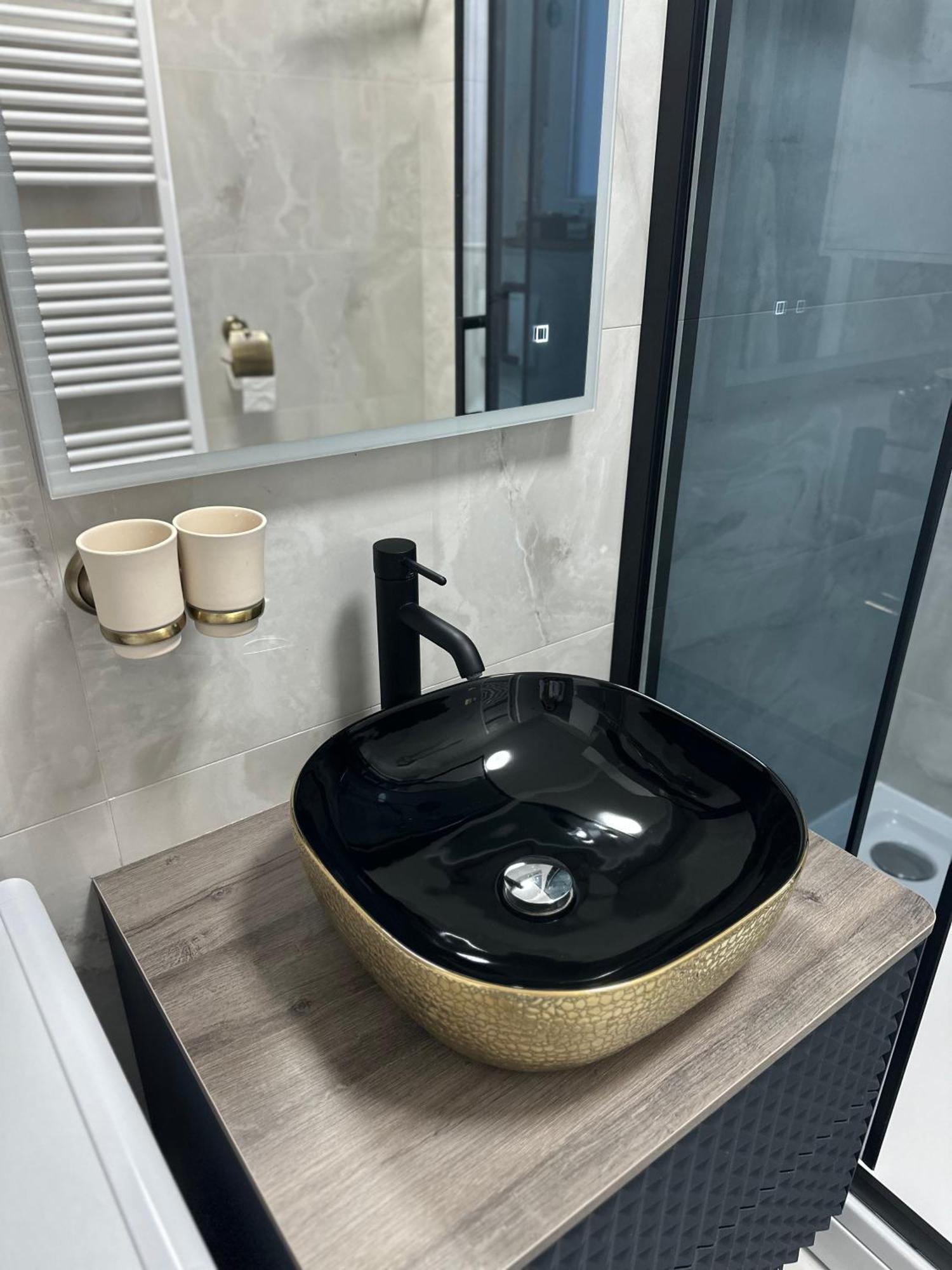 Apartman “Manhattan” Križevci Екстериор снимка